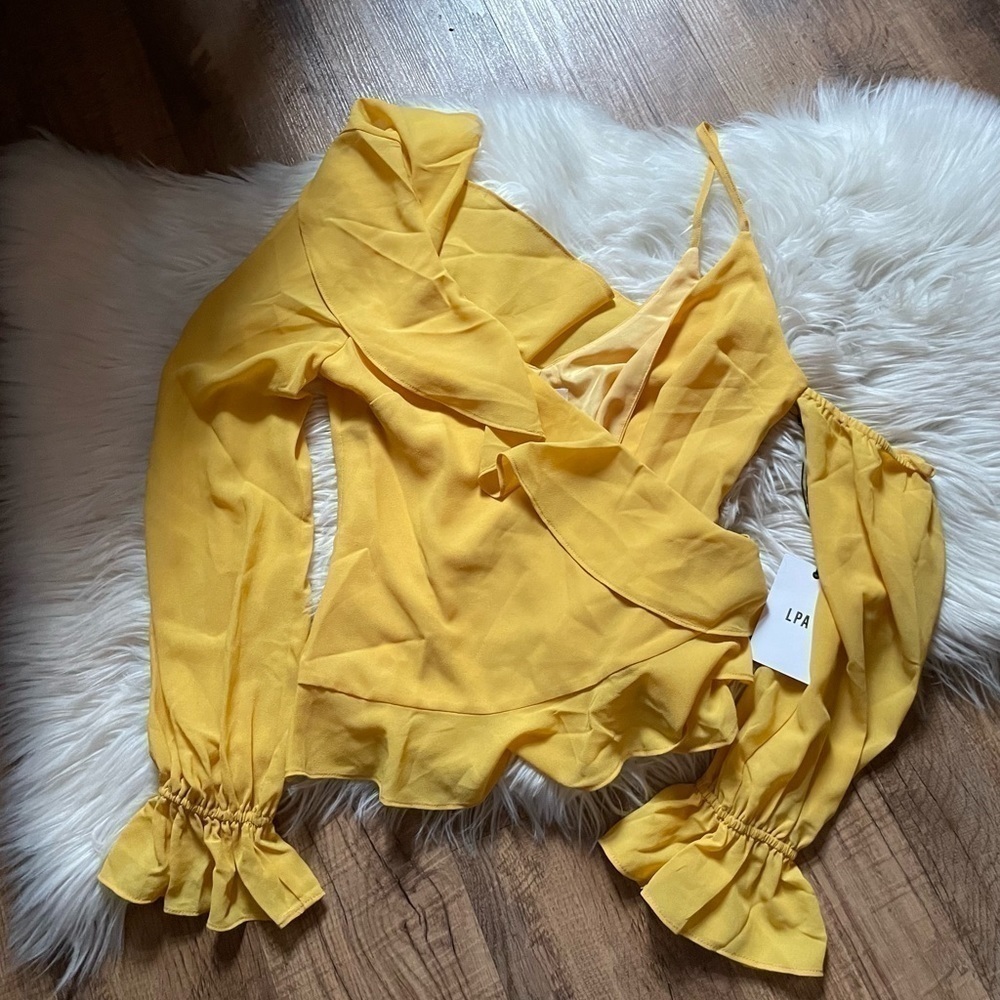 LPA Asymmetrical Ruffle Wrap Top - Picture 2 of 4